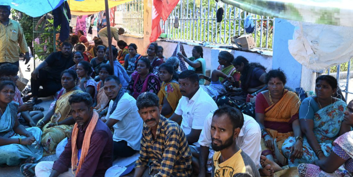 “முதல்வருக்கு கொஞ்சம் அவகாசம் கொடுங்கள்”... தூய்மைப் பணியாளர்களிடம் அமைச்சர்கள் வேண்டுகோள்!